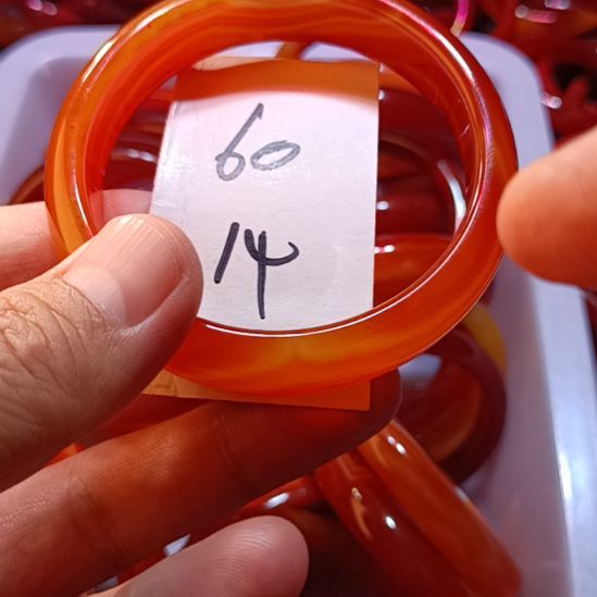 手镯玛瑙/玉髓未镶嵌