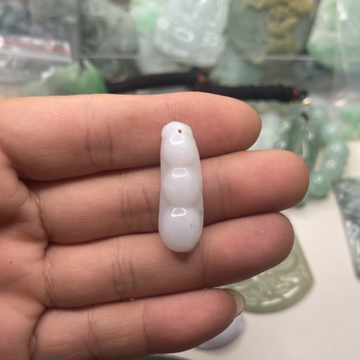 颈饰未镶嵌翡翠9
