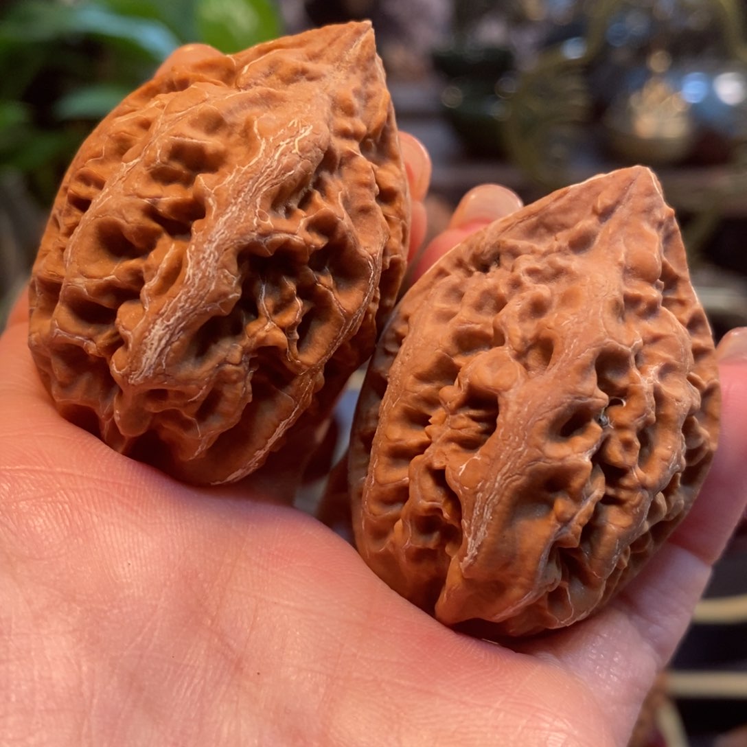 文玩核桃吊坠金龙王39.8