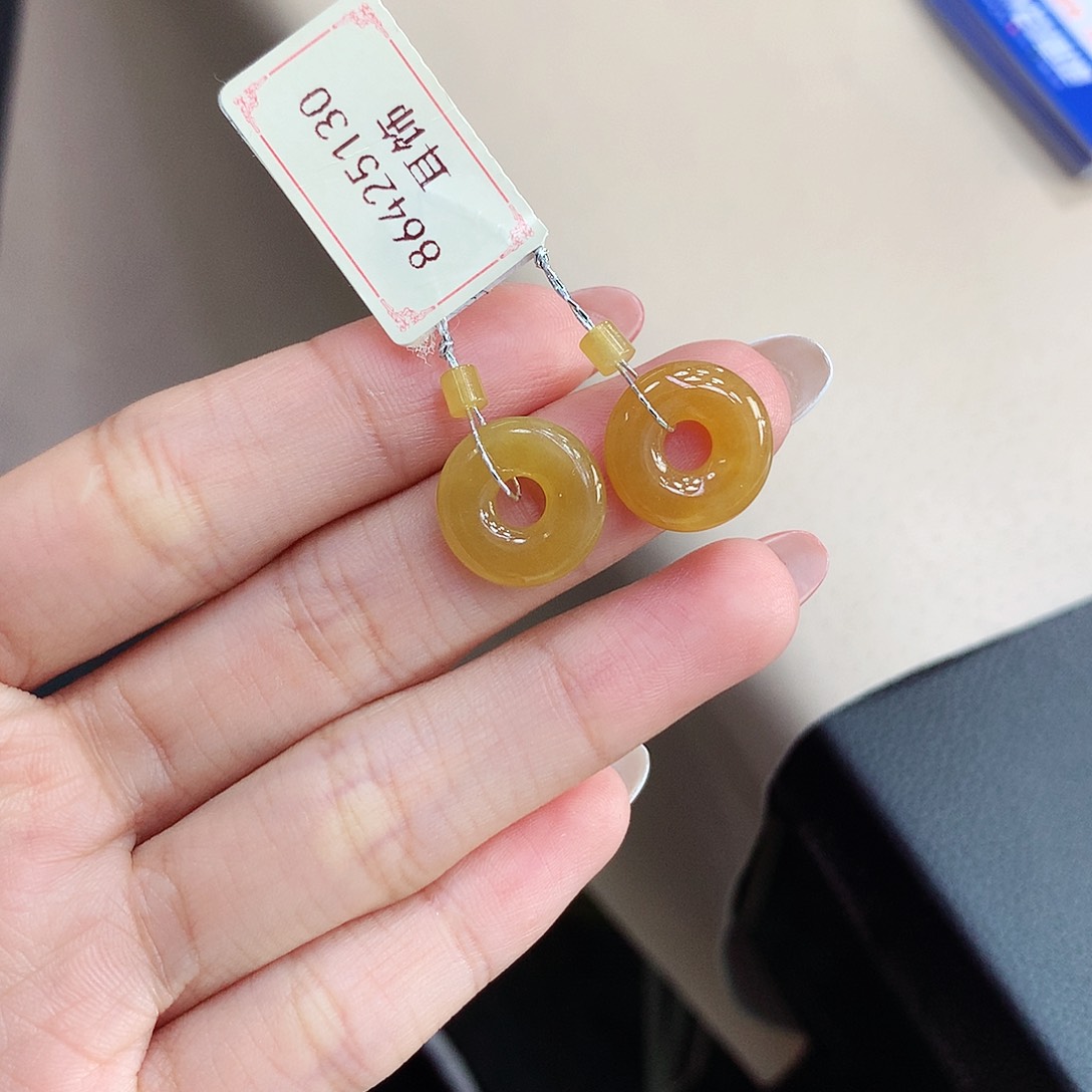 未镶嵌戒指翡翠甜甜圈