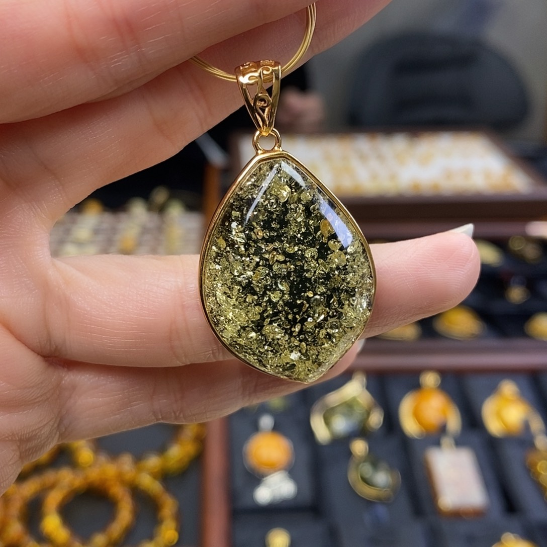 琥珀未镶嵌裸石成品