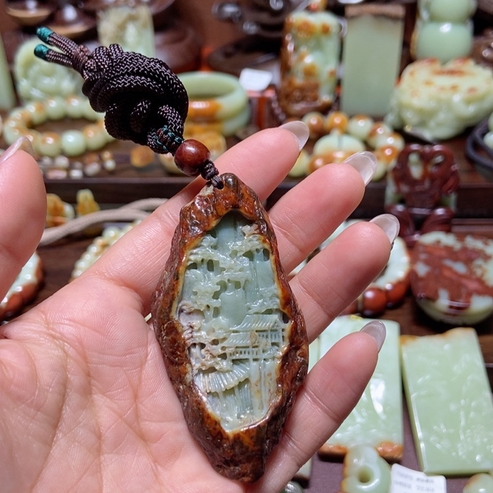 岫岩河磨玉（透闪石质玉）把件未镶嵌