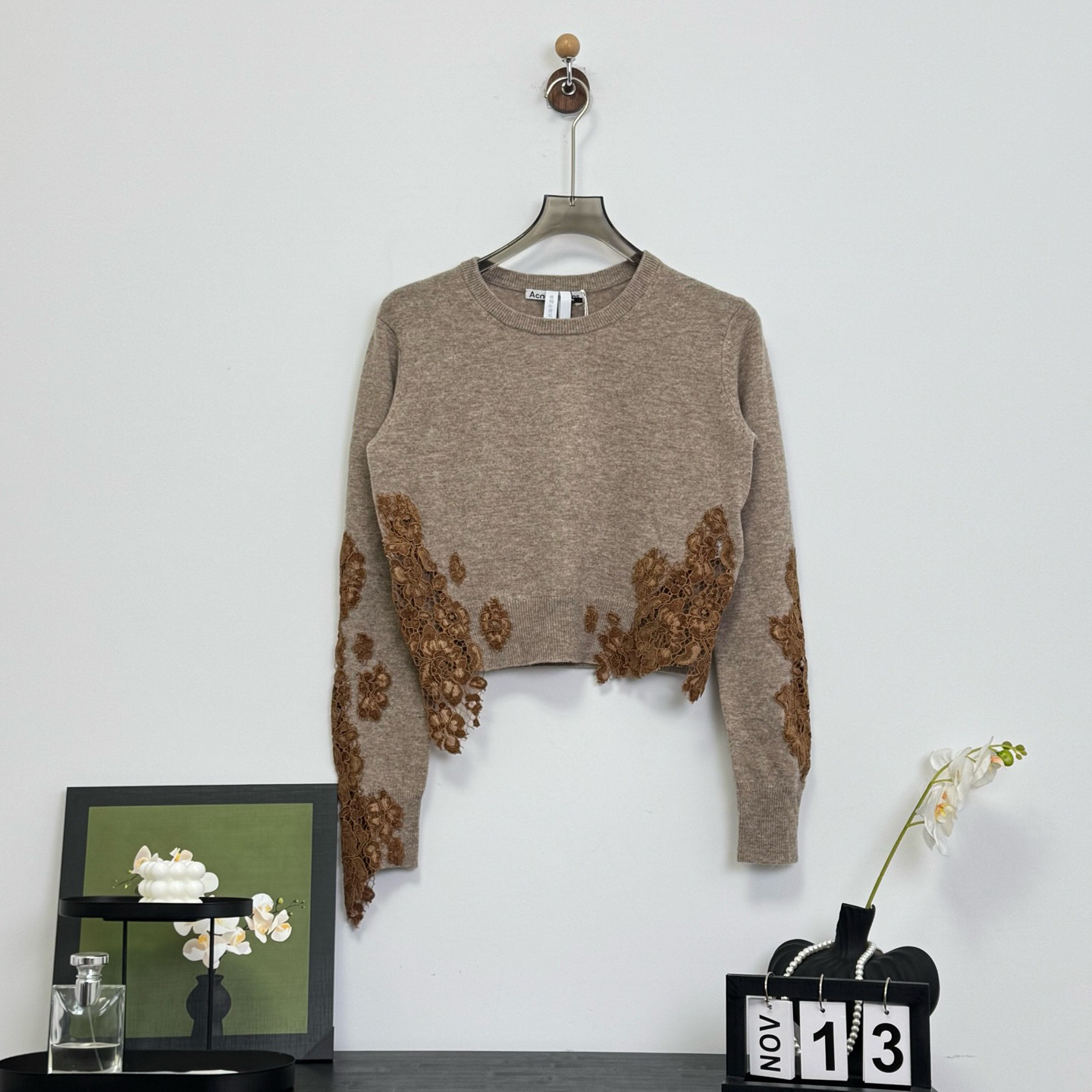 未使用 Acne studio 圆领刺绣蕾丝 羊毛针织衫 M码
