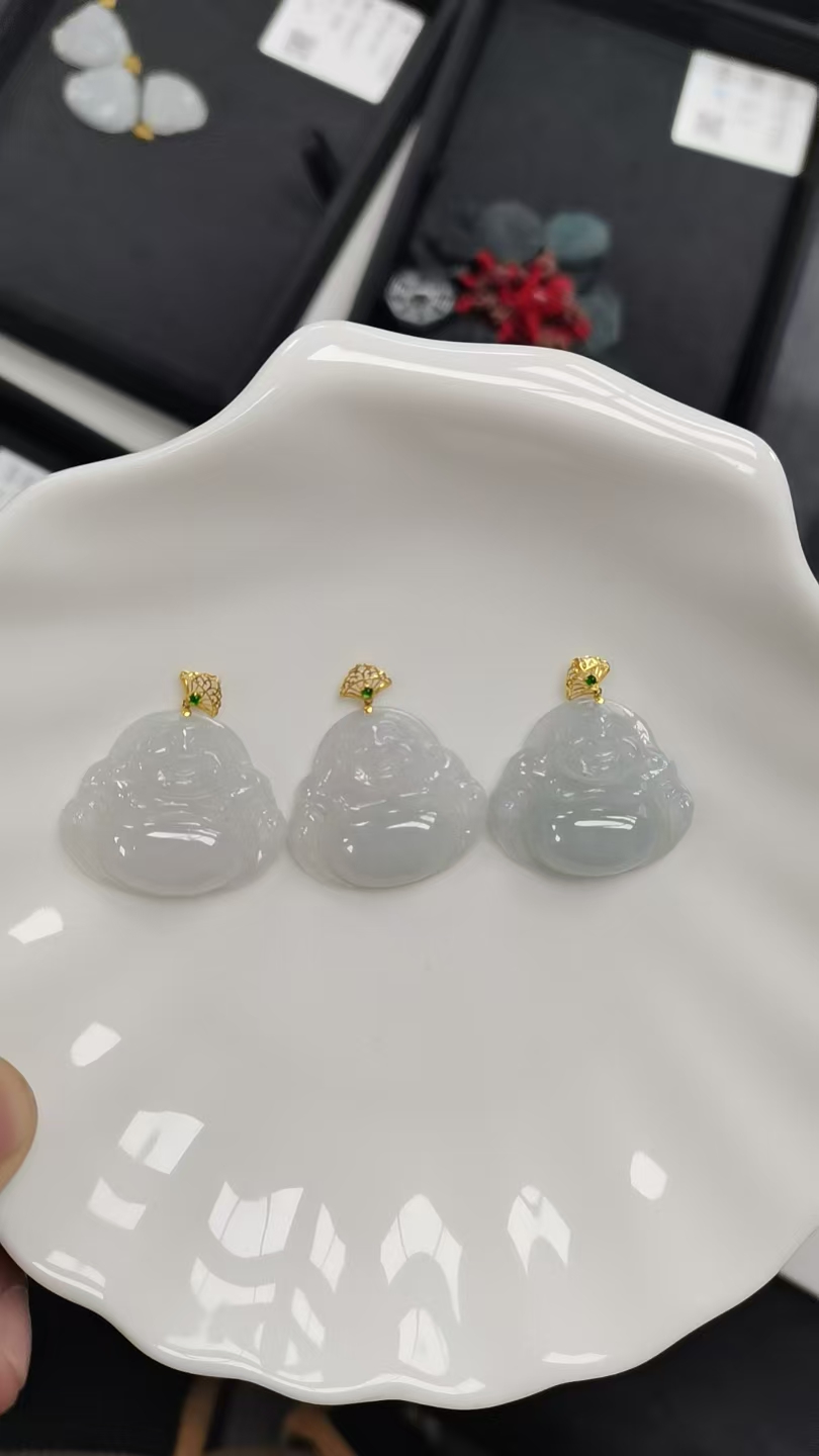 天然翡翠挂件多样性发一件PQGJ672-1  佛公2.21