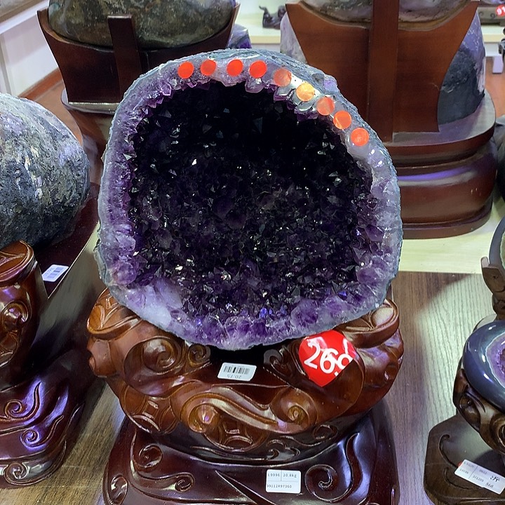 未镶嵌紫晶大型摆件（非配饰）旺*队妞妞