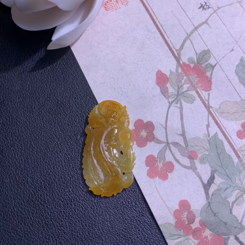 冰黄凤凰吊坠 尺寸39.2 21 4.7 天然缅a翡翠