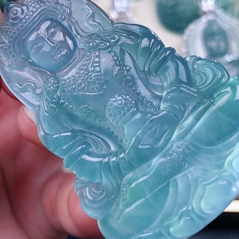 【闪购商品】翡翠颈饰未镶嵌天然翡翠