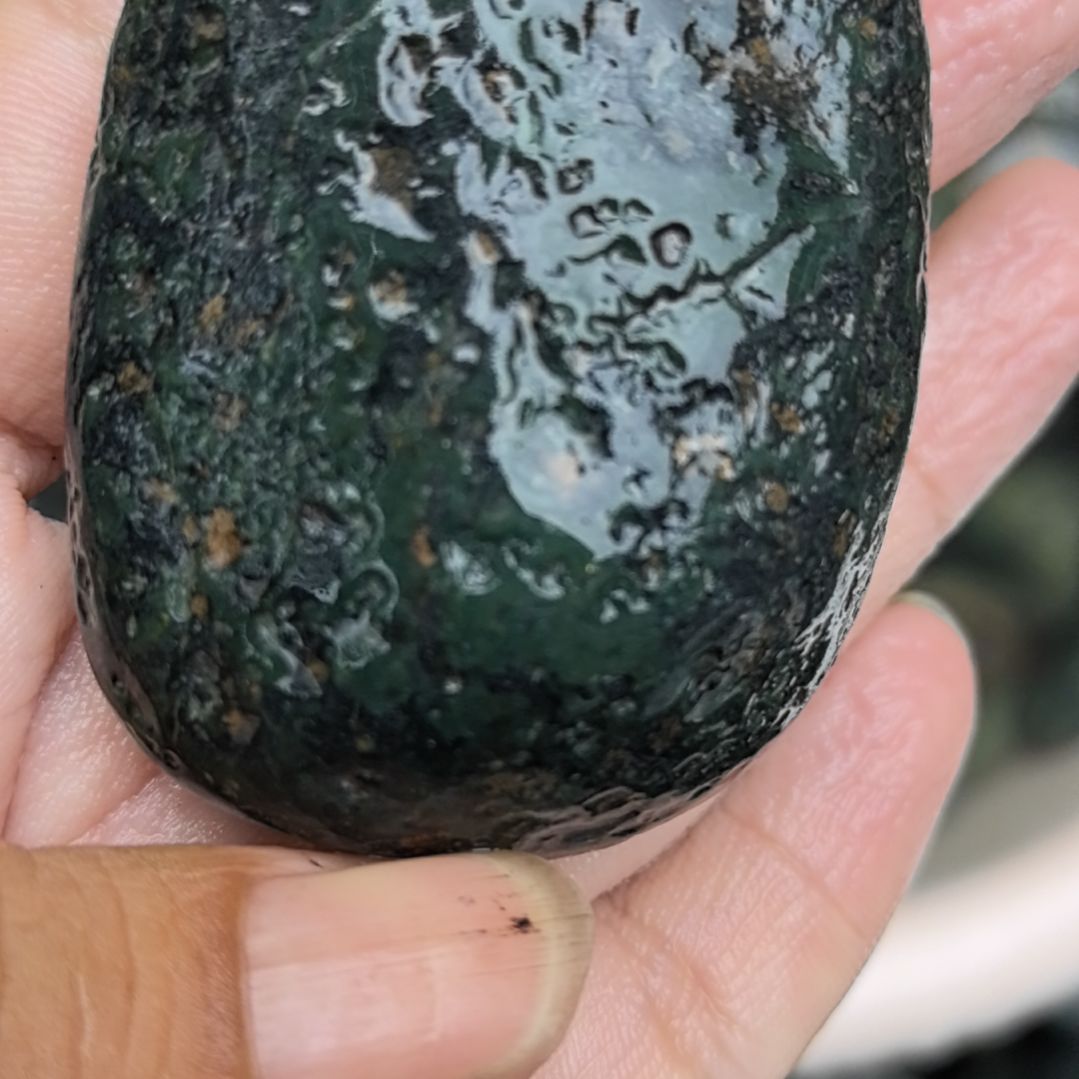 石材青**水藏玉药王石原石手把件一个