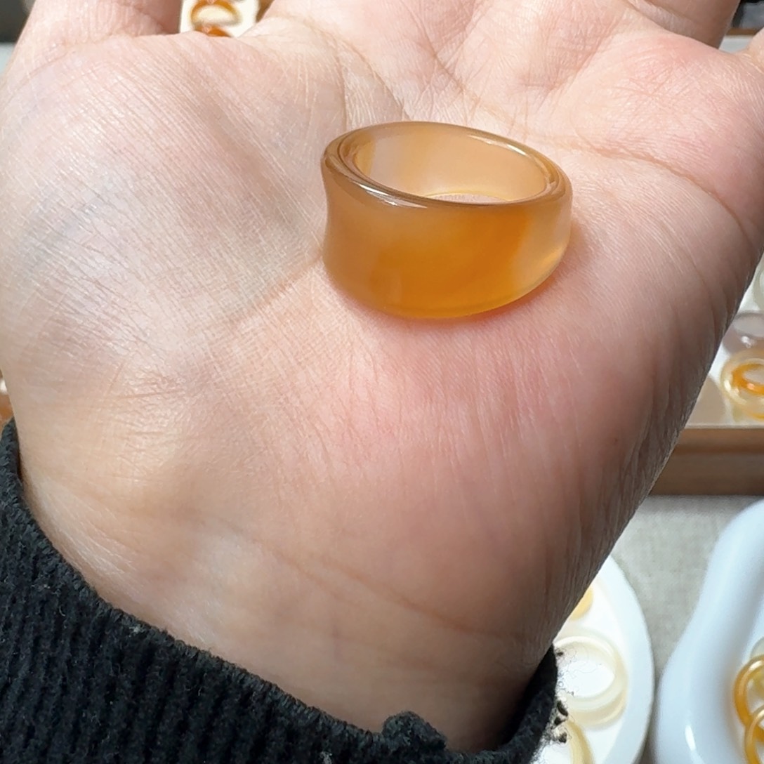 未镶嵌戒指玛瑙/玉髓537港21