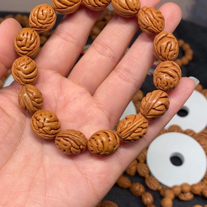 *****毛桃核野生籽桃枭精品串