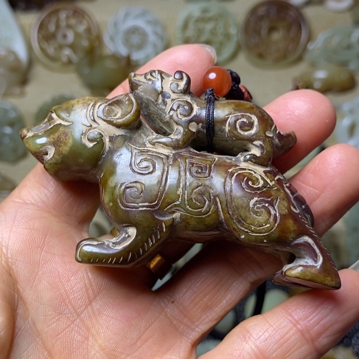 和田玉挂件未镶嵌