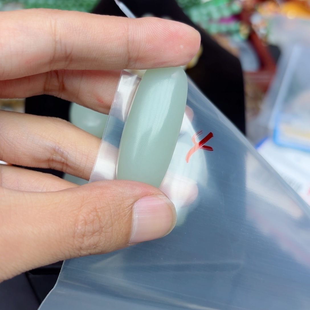 和田玉吊坠未镶嵌