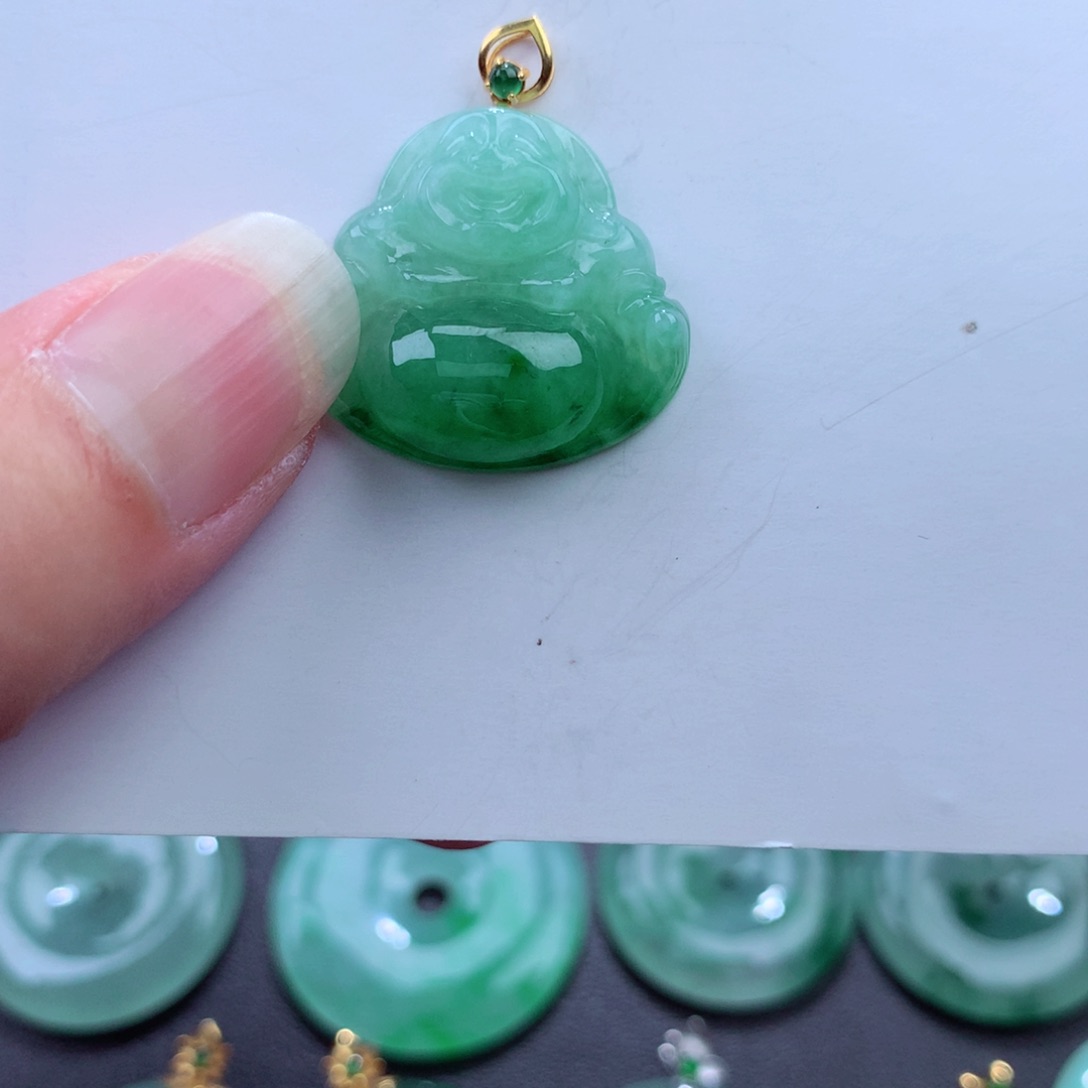 翡翠吊坠(不含链)18K金镶嵌