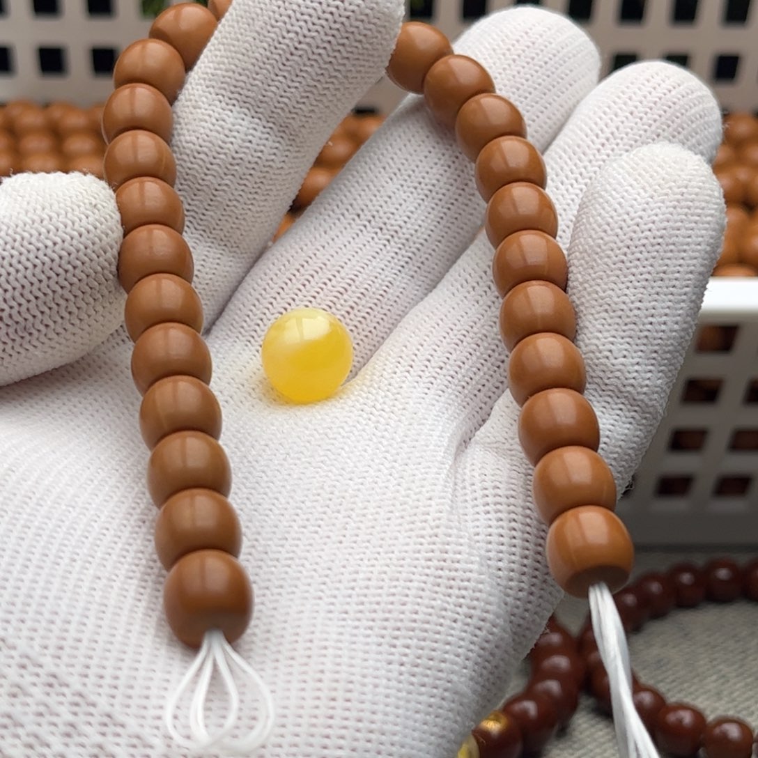 张***亮猴头核桃吊坠直切