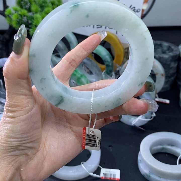 定制翡翠天然翡翠A货未镶嵌?****子