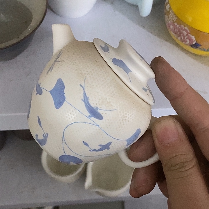 陶瓷艺术品及陶瓷壶