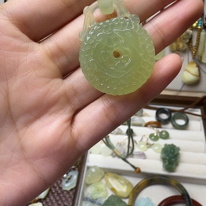 蛇纹石玉未镶嵌套链