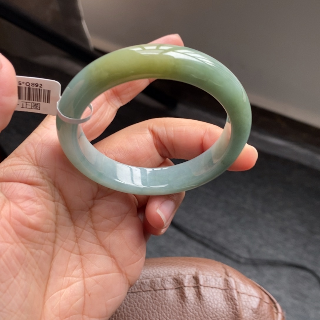翡翠手镯未镶嵌50号53.9-11.9-8.1