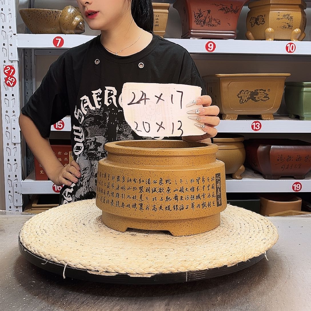 紫砂花盆紫砂花盆