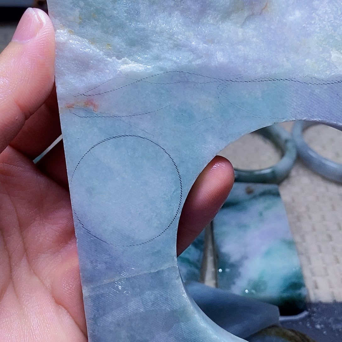 飞***灵翡翠未镶嵌颈饰588