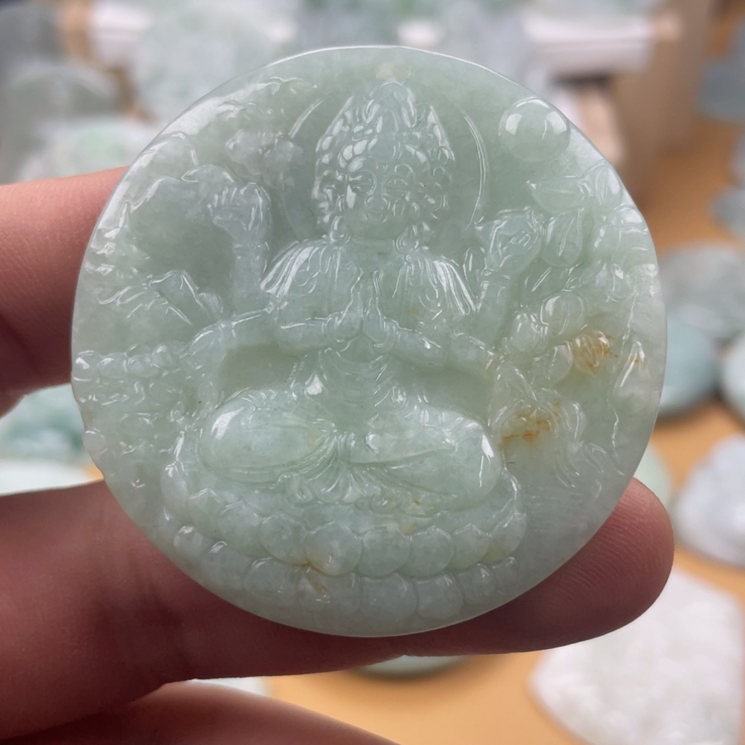 翡翠未镶嵌颈饰千手