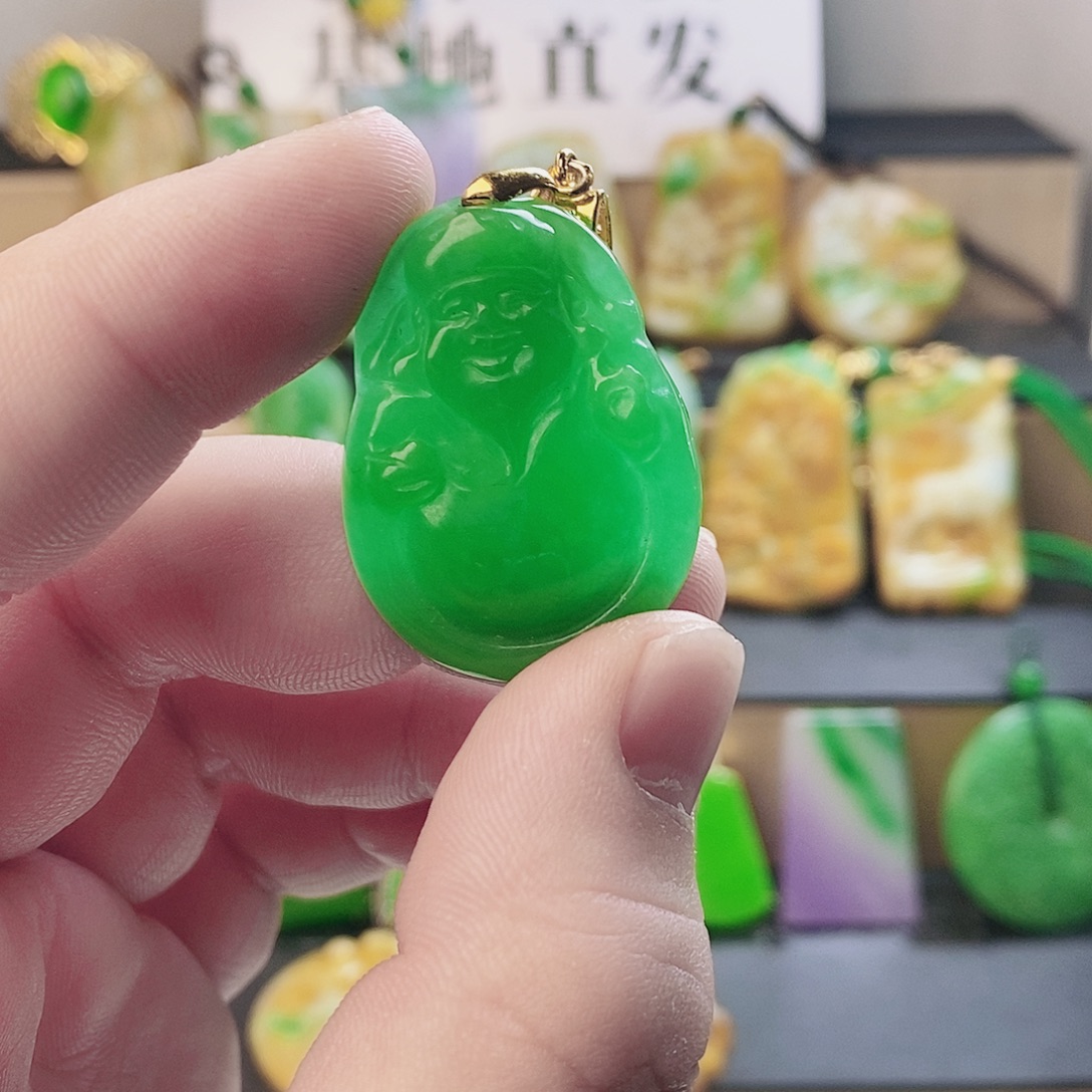 翡翠银S925镶嵌吊坠(赠链)