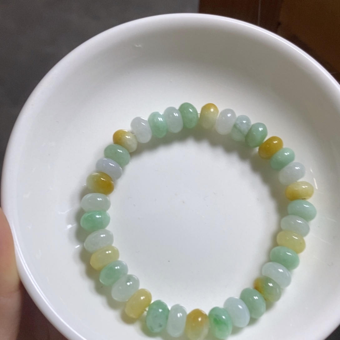 翡翠未镶嵌手链鼓珠卡8.1
