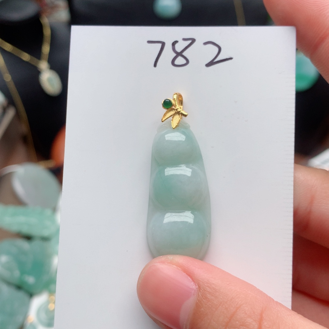 翡翠颈饰银S925镀金镶嵌吊坠