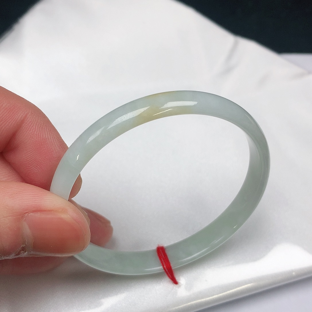 翡翠手镯未镶嵌圈52