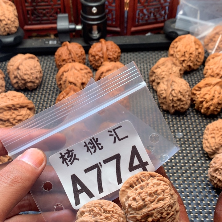 吊坠文玩核桃望月