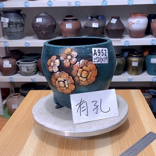 红陶手工制作工艺花盆