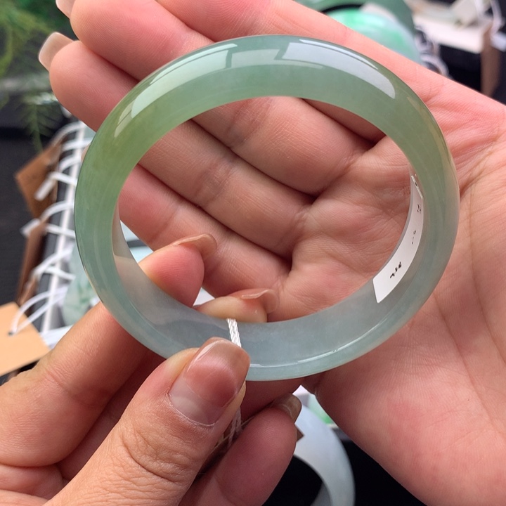 翡翠未镶嵌手镯天然翡翠手镯