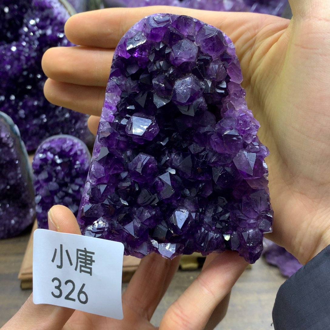 紫晶大型摆件（非配饰）未镶嵌