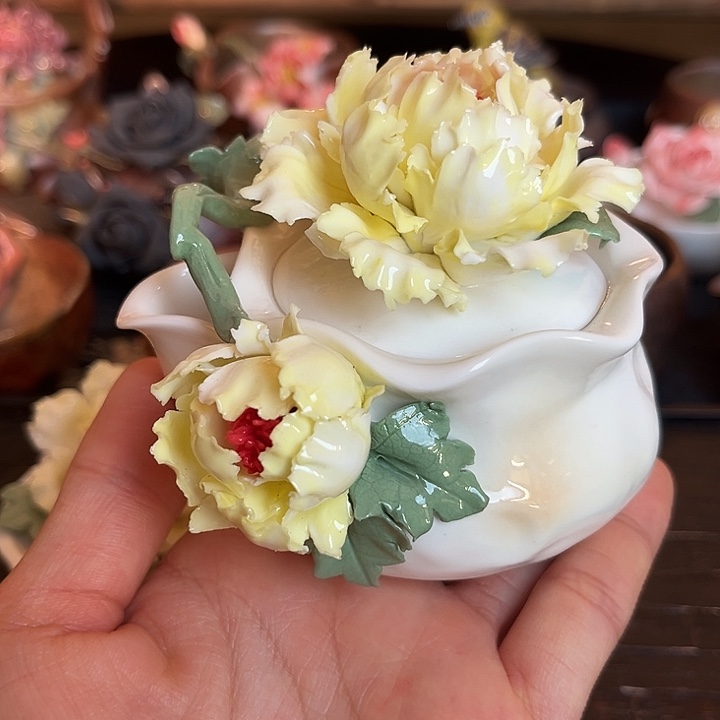 千玺造物牡丹宝瓶