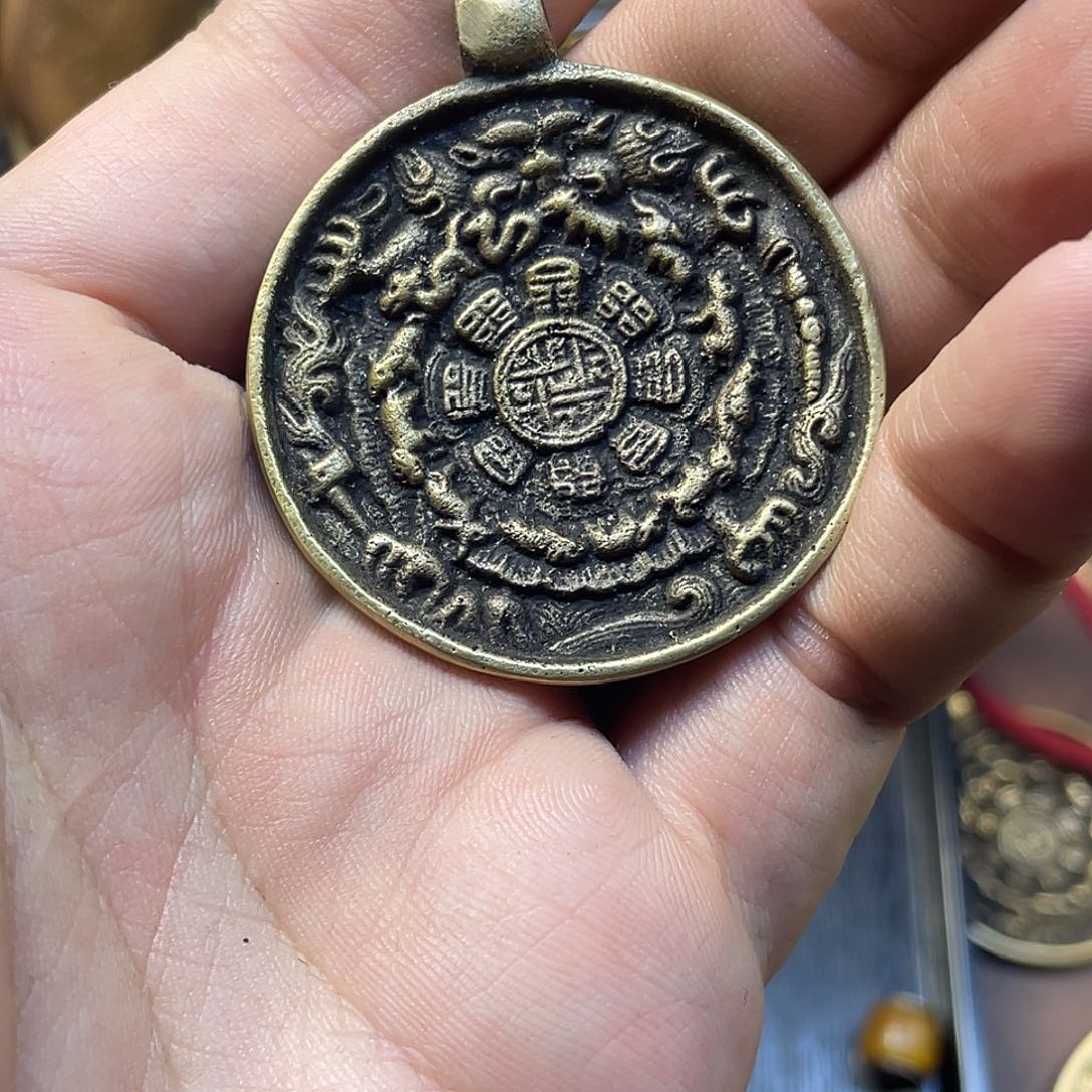 福利白铜利马铜麟甲微瑕手工雕刻扎基拉姆一个福利