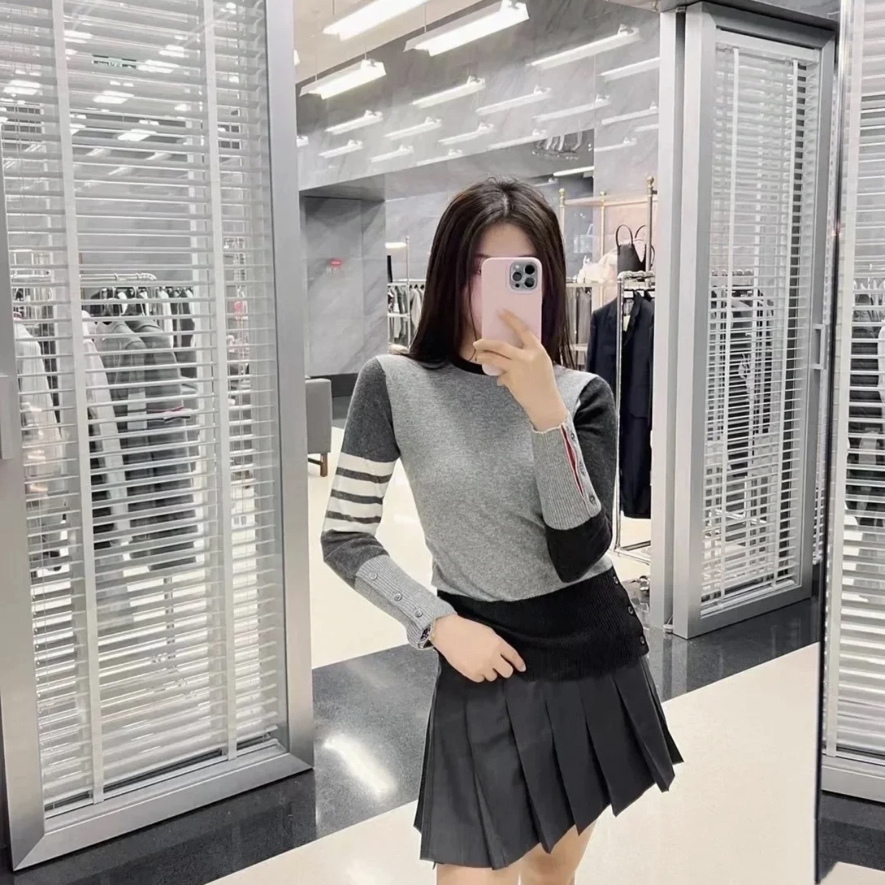 99新 THOMBROWNE vem332 拼色四条杠长袖毛衣 1码 羊毛