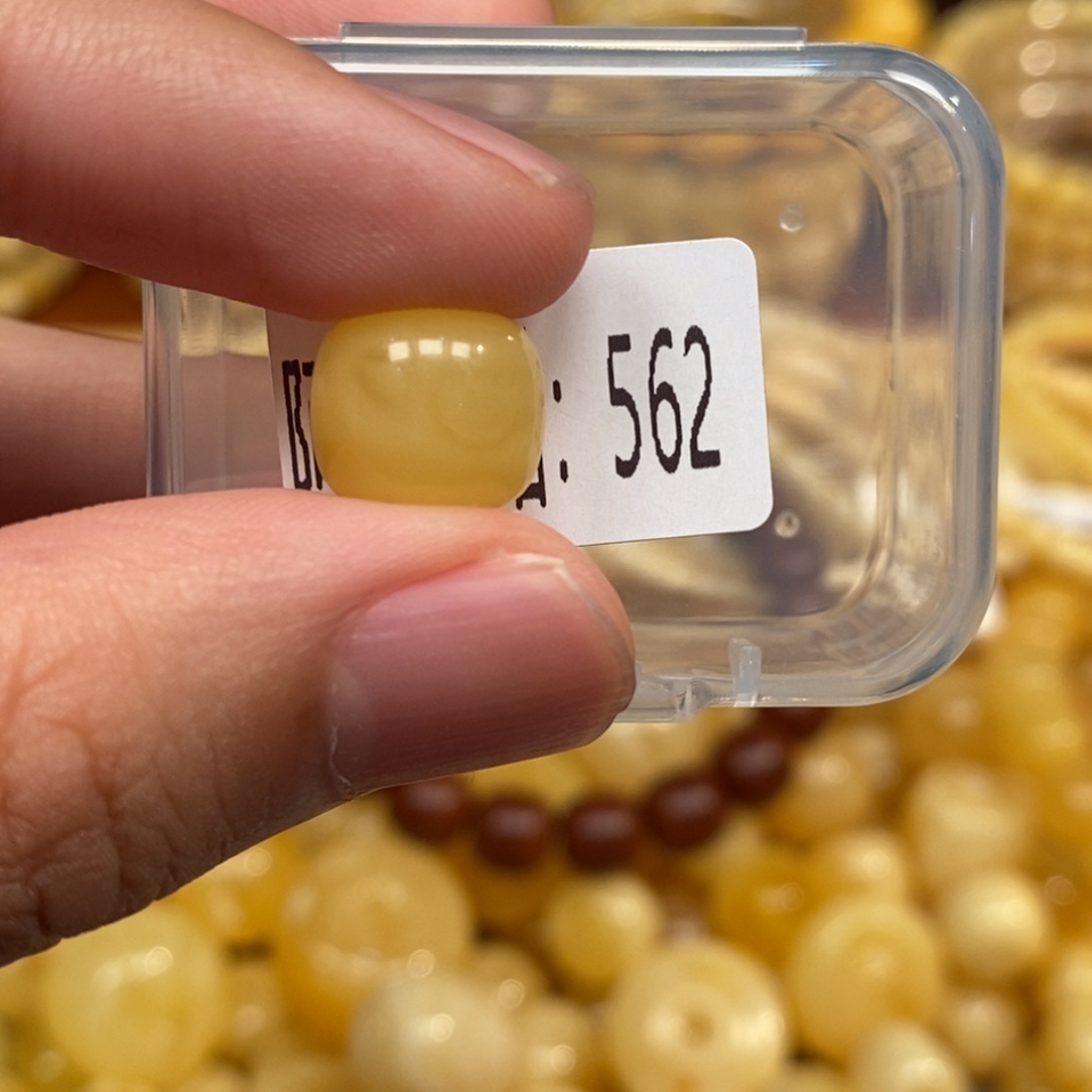 琥珀未镶嵌珠宝奇石562