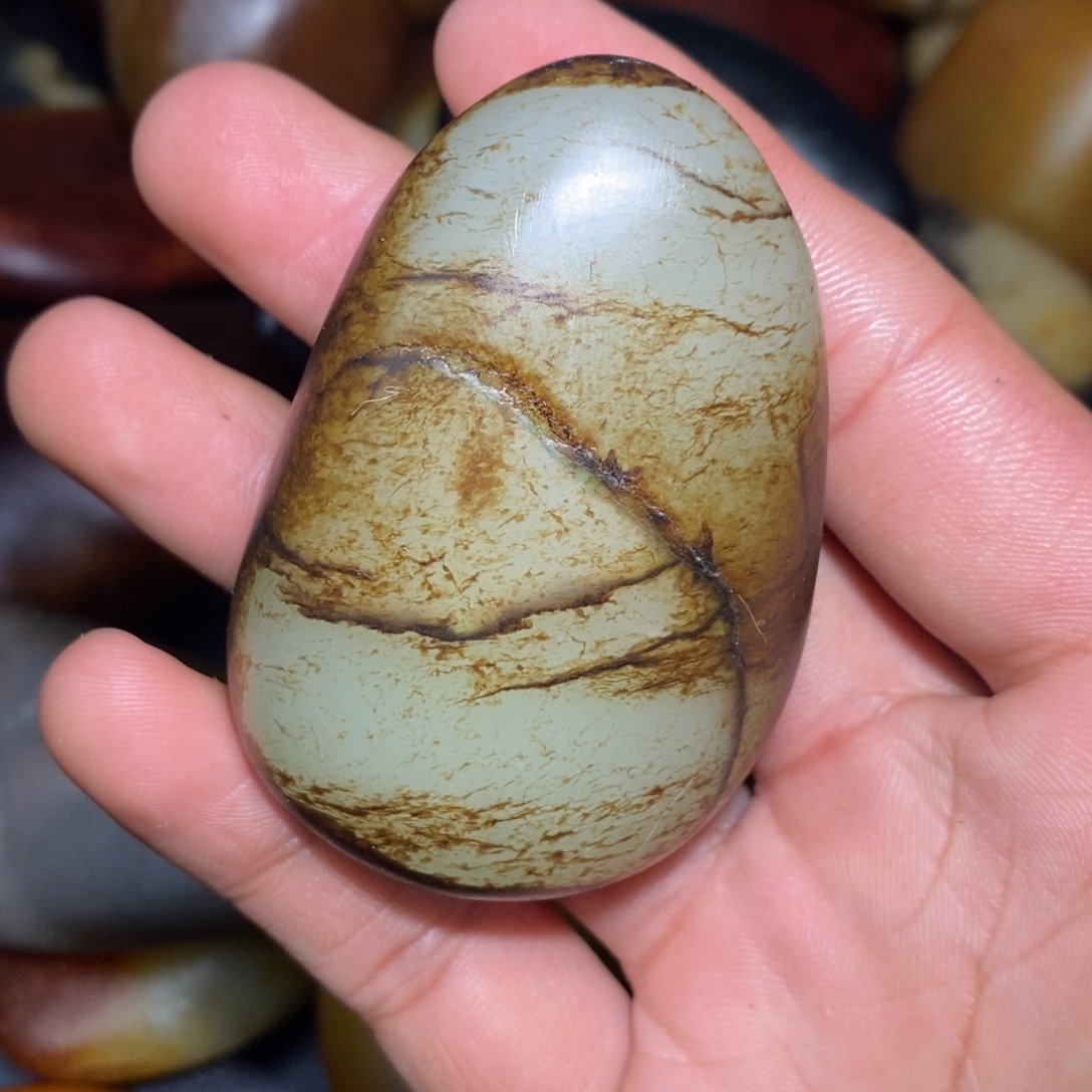 和田玉未镶嵌珠宝奇石