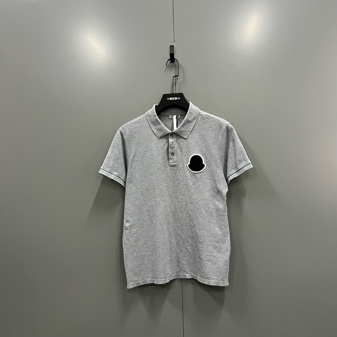 95新 MONCLER (cc) 蒙口 灰色徽标刺绣polo衫 M009235 瑕疵如图