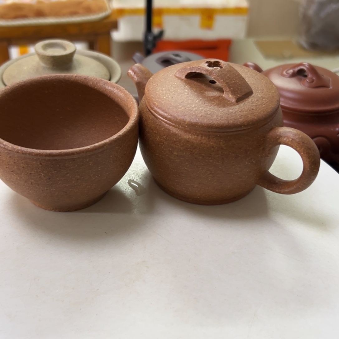 俊***爸紫砂茶壶八目汉瓦170