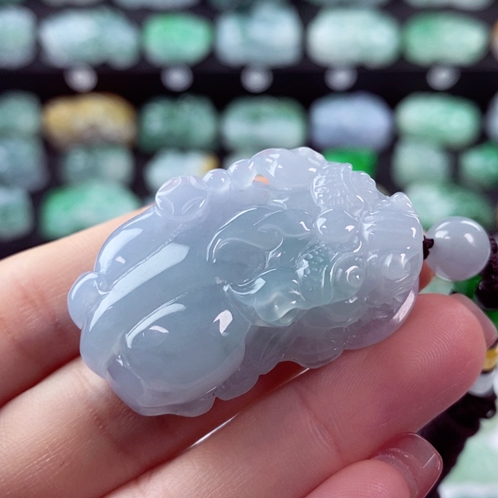 翡翠颈饰未镶嵌天然