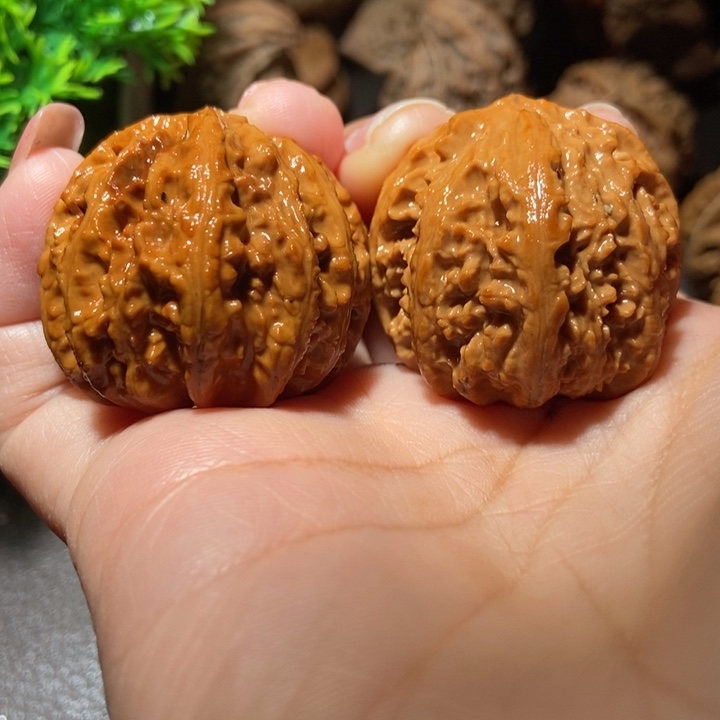 把件文玩核桃东北楸子小雪101