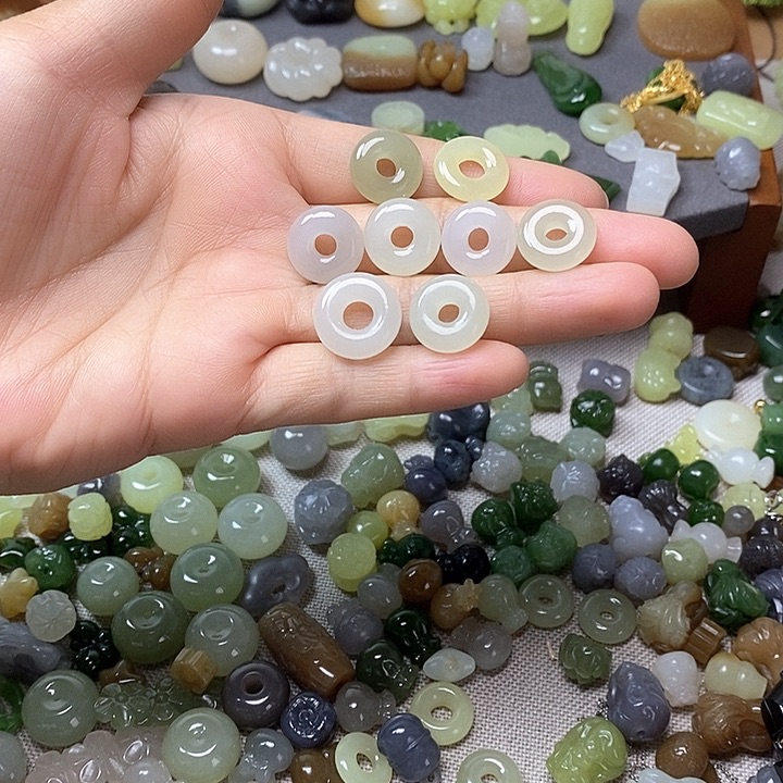 未镶嵌和田玉挂件甜甜圈68一个多样性发其一