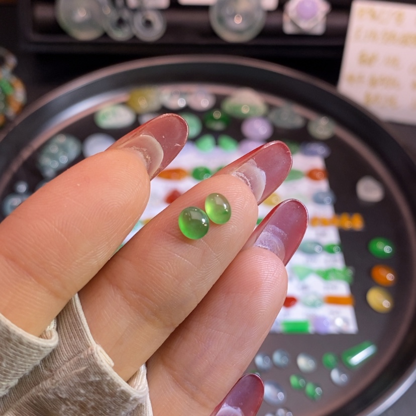 【闪购商品】翡翠挂件未镶嵌蛋面