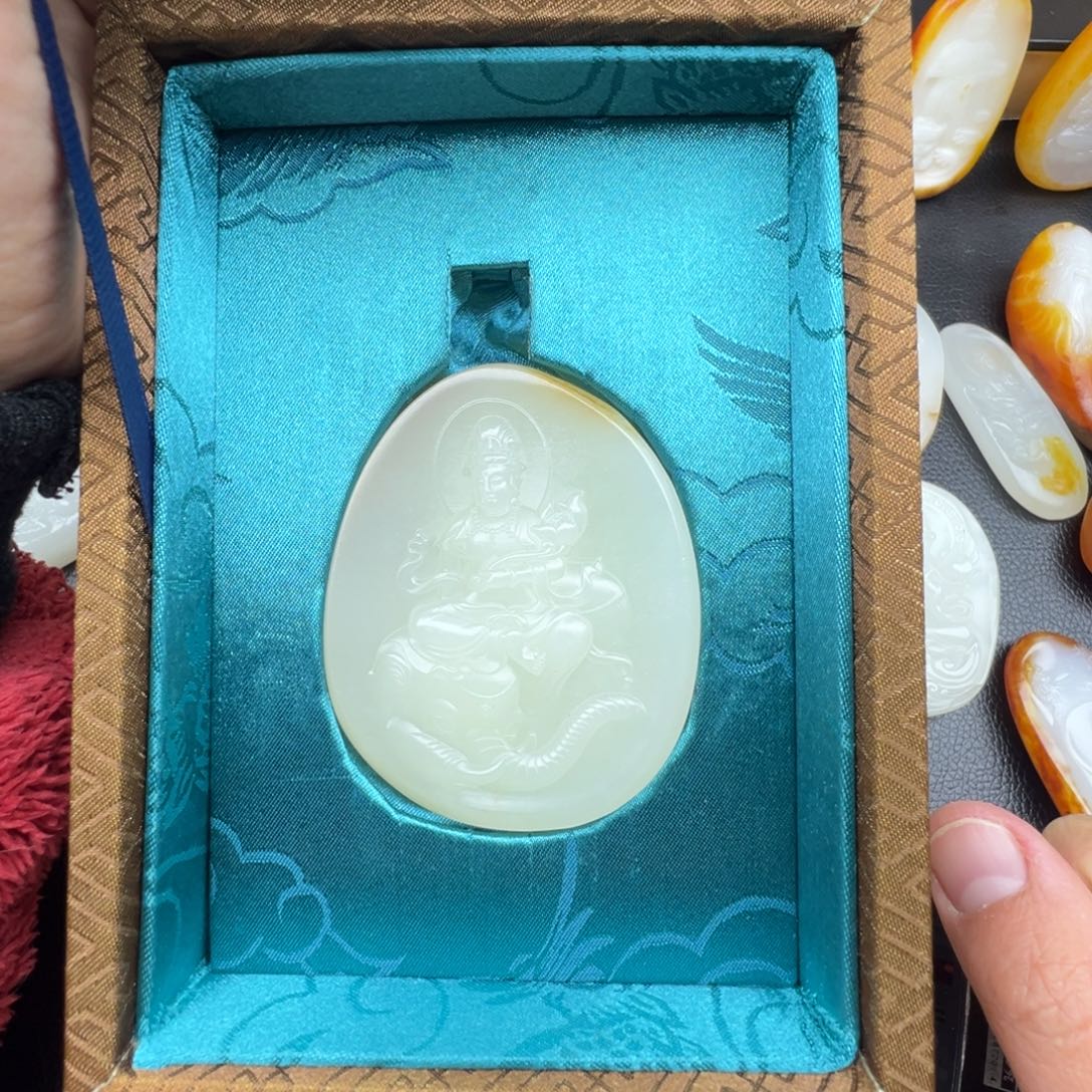 泉***水玉新疆精品好货观音