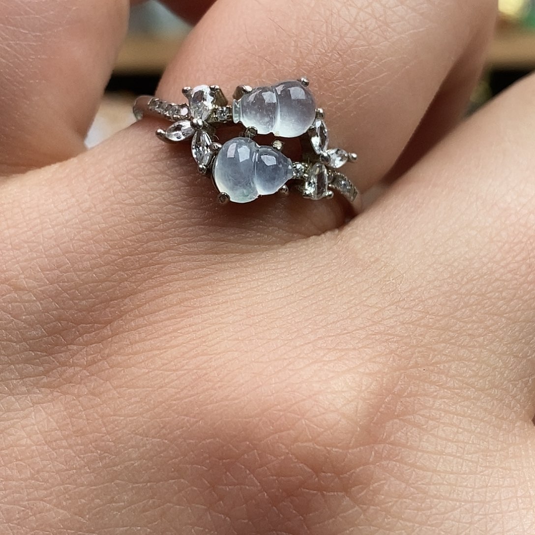 翡翠未镶嵌戒指翡翠