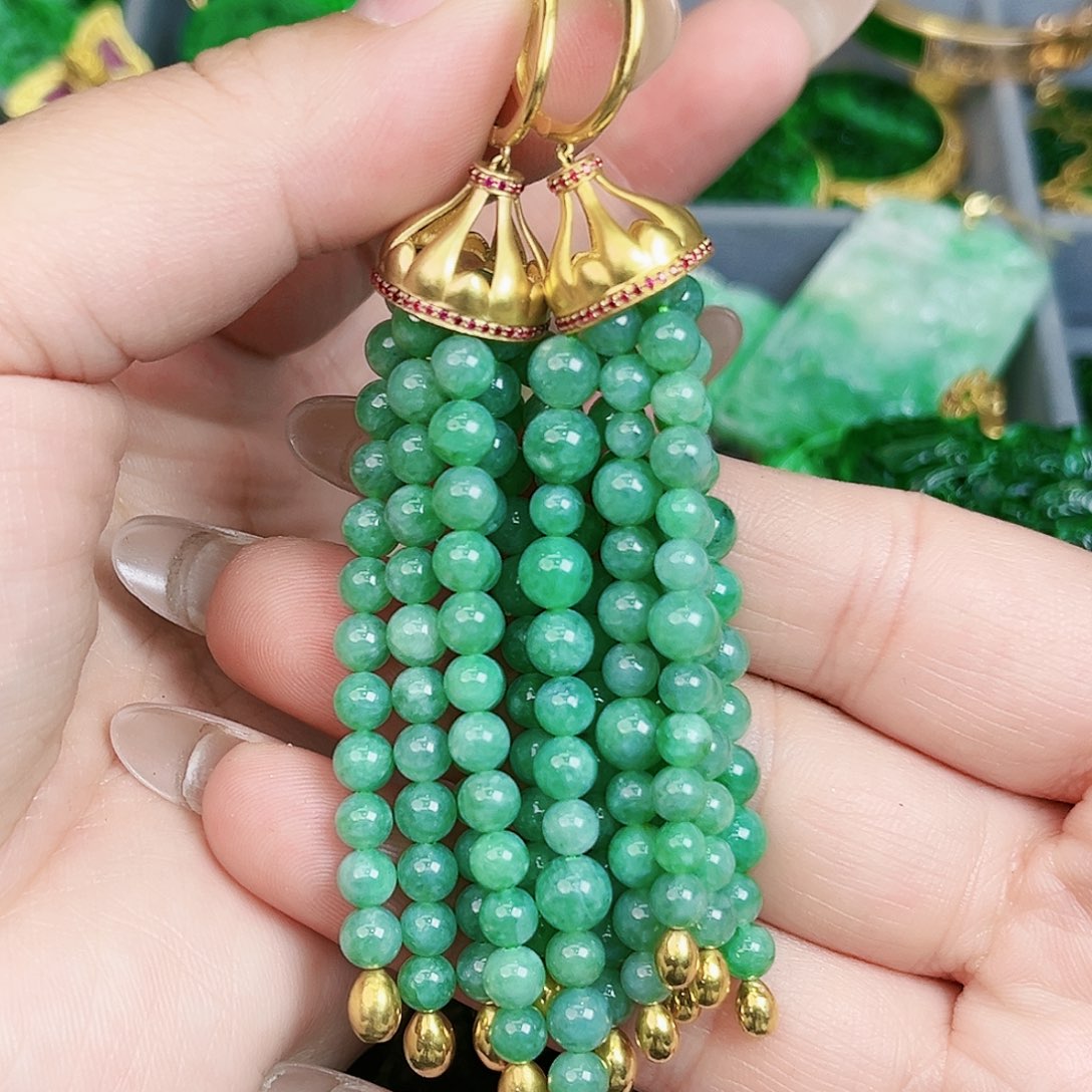 翡翠颈饰18K金镶嵌K****)耳饰