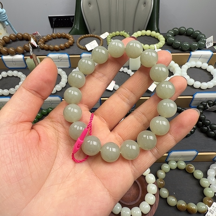 和田玉未镶嵌手链