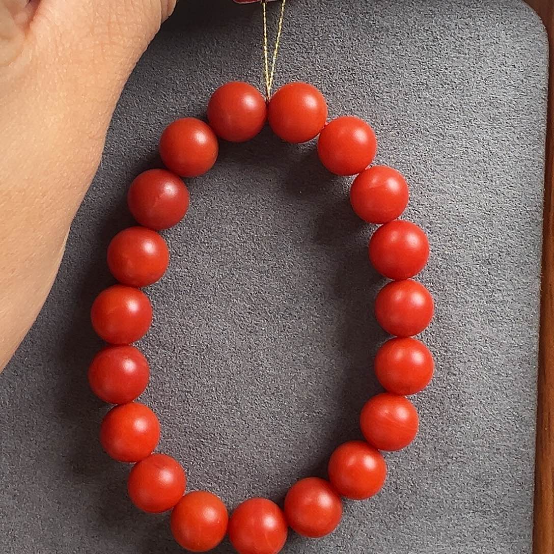 南红玛瑙手串未镶嵌