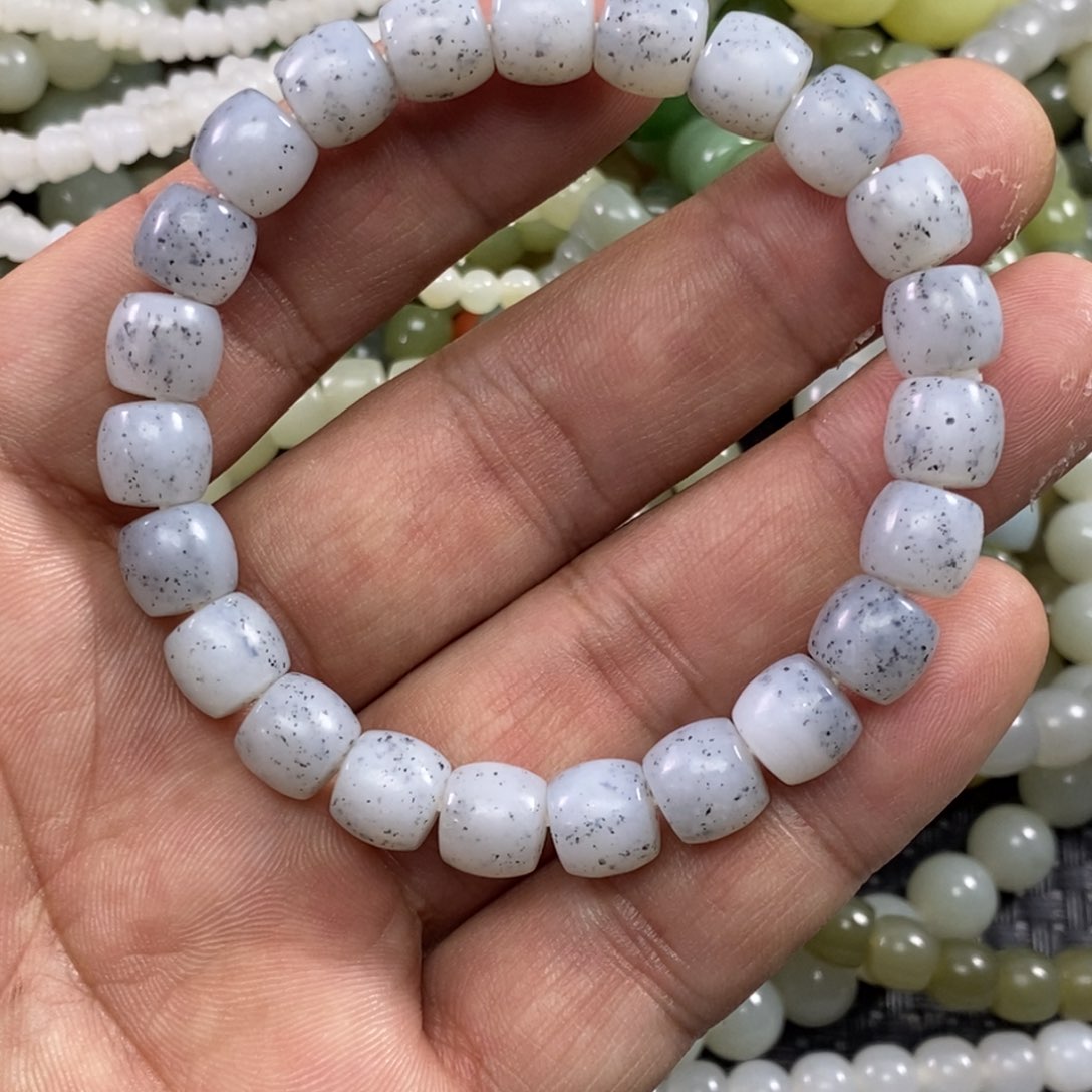 和田玉手链未镶嵌